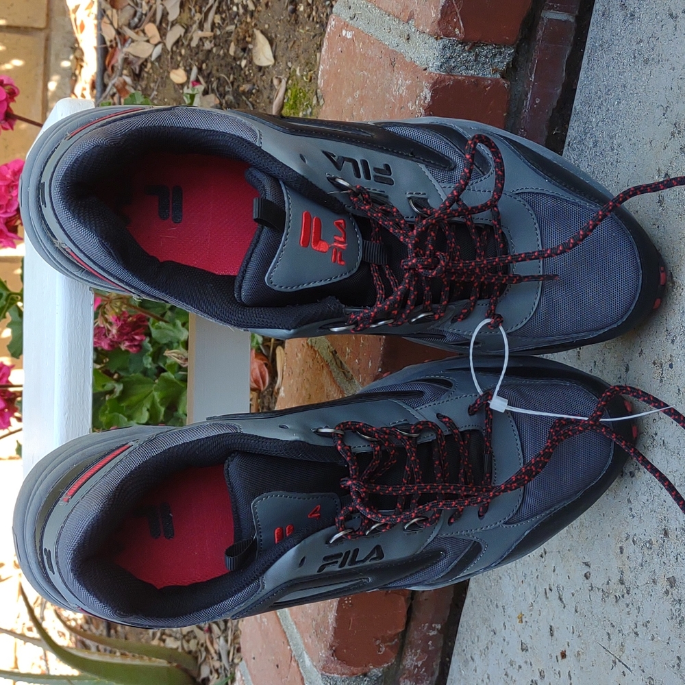 Fila Sneakers Gray and Black 13 - Picture 6 of 10